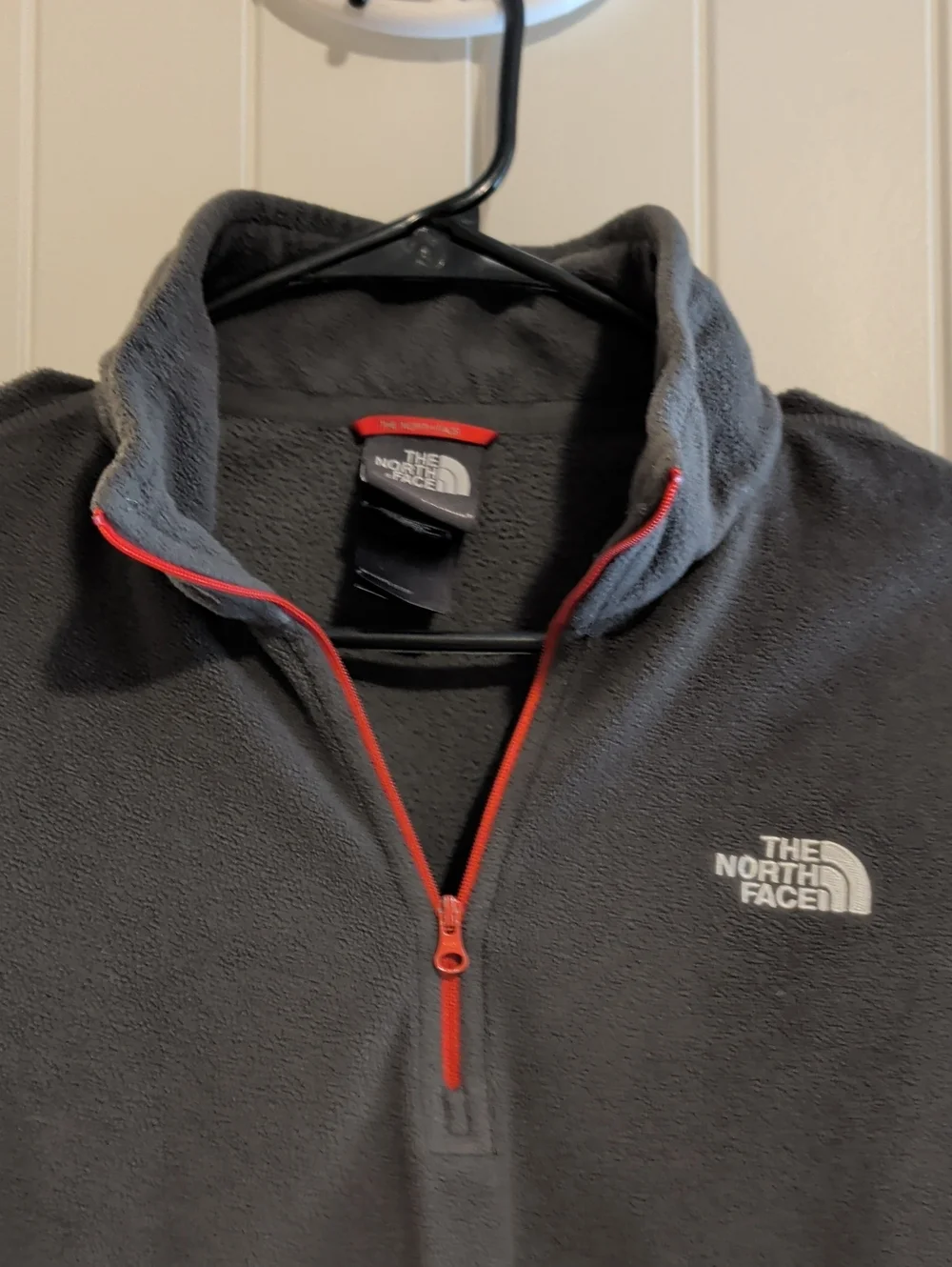 The North Face Men's Charcoal Quarter-Zip Fleece Jacket